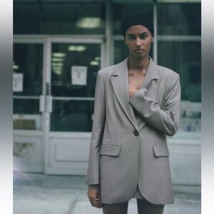 SOLD Zara grey oversized blazer
